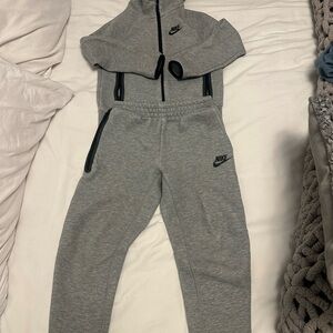 Boys' Nike Tech Fleece Hooded Full Zip Set